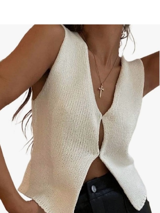 Amazon Tops - Amazon Knit Vest with Clasps- Excellent Condition